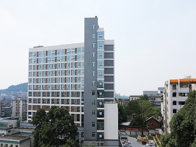 四川省,自貢市醫(yī)院健康碼,測(cè)溫,人臉識(shí)別,閘機(jī)自貢市第三人民醫(yī)院測(cè)溫閘機(jī),健康碼核驗(yàn),FS200C 哪家好？?jī)r(jià)格怎么樣？代理招商，生產(chǎn)廠家，價(jià)格，哪家好，多少錢(qián)，品牌，報(bào)價(jià)，廠家，哪個(gè)公司好 自貢市第三人民醫(yī)院始建于1950年，是一所集醫(yī)、教、研、防為一體，專(zhuān)科特色突出的園林式國(guó)家三級(jí)甲等綜合性醫(yī)院。采用路可路美健康碼人臉測(cè)溫閘機(jī)為就診人員提供便捷就診通行服務(wù)。